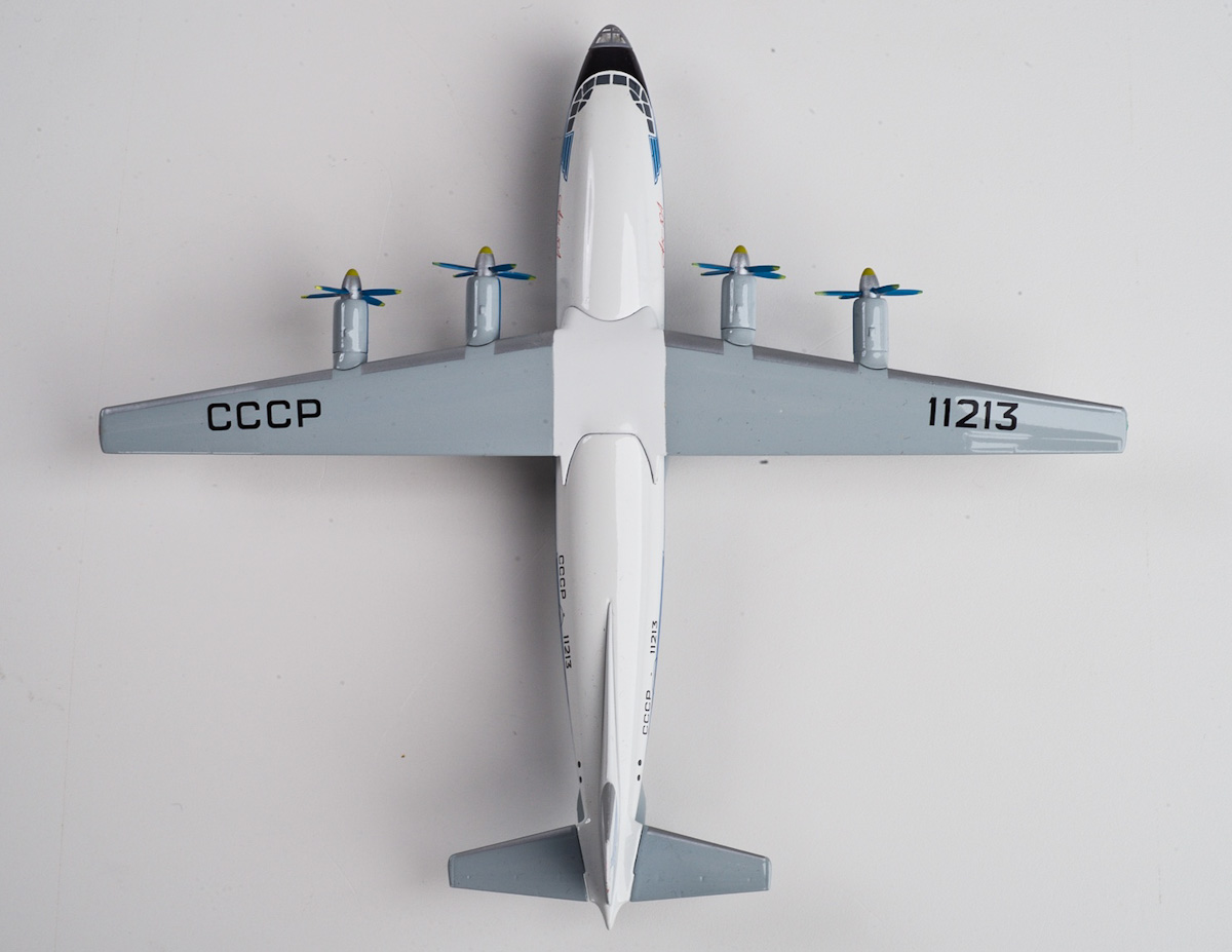 Модель самолета Ан-10А, AviaBoss A2001.
