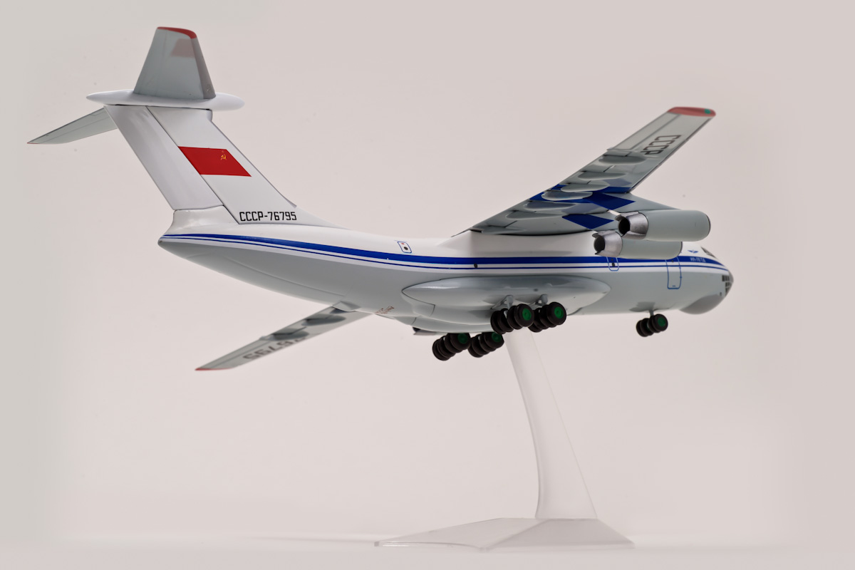 Ilyushin IL-76TD scale model, AviaBoss A2004.