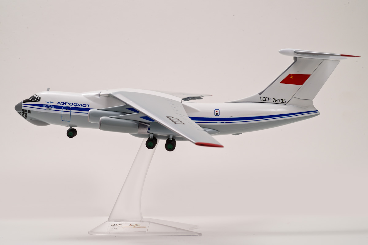 Ilyushin IL-76TD scale model, AviaBoss A2004.