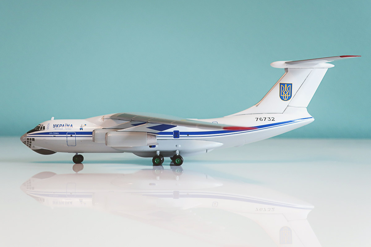 Модель самолета Ил-76 ВВС Украины, AviaBoss A2005.