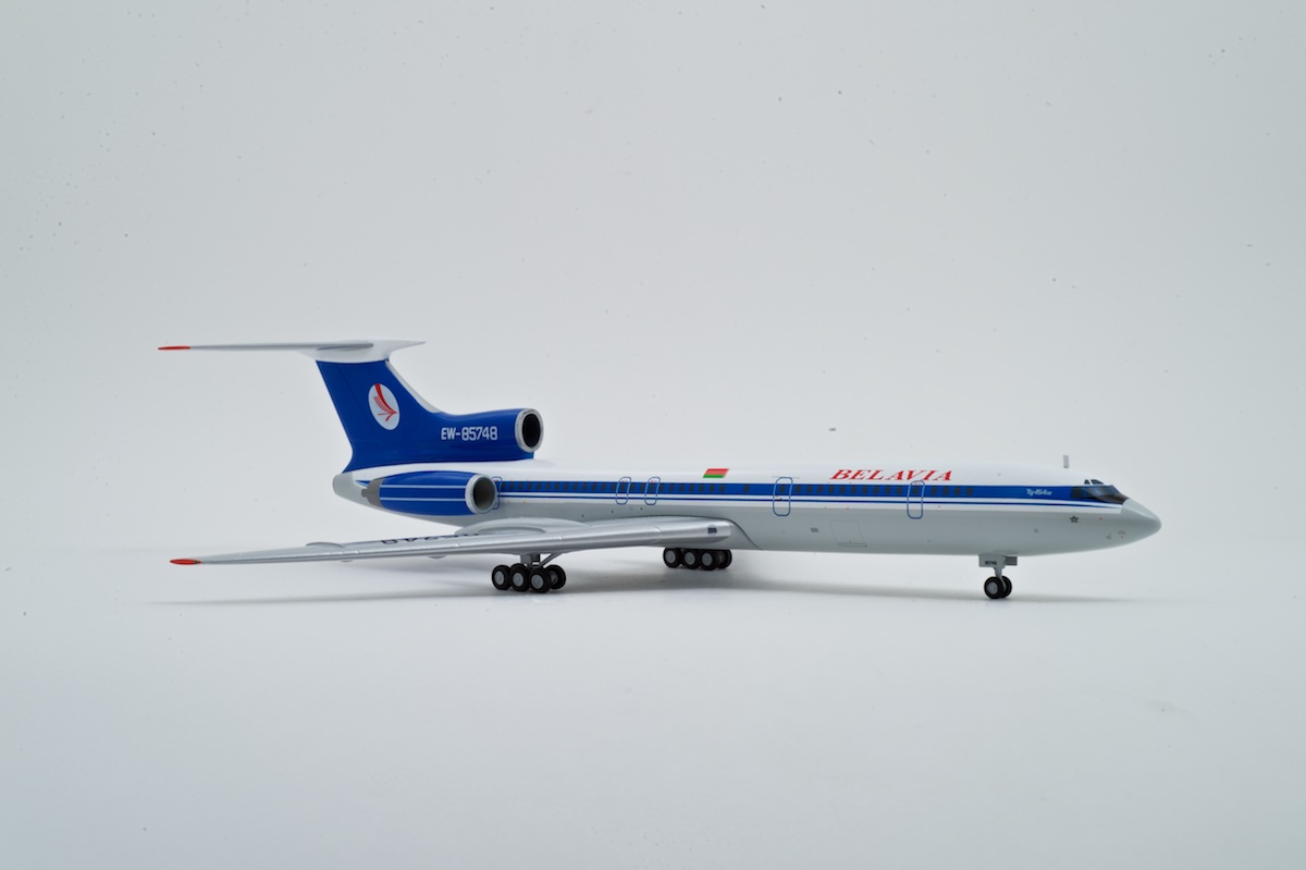Tupolev Tu-154M scale model, AviaBoss A2022.